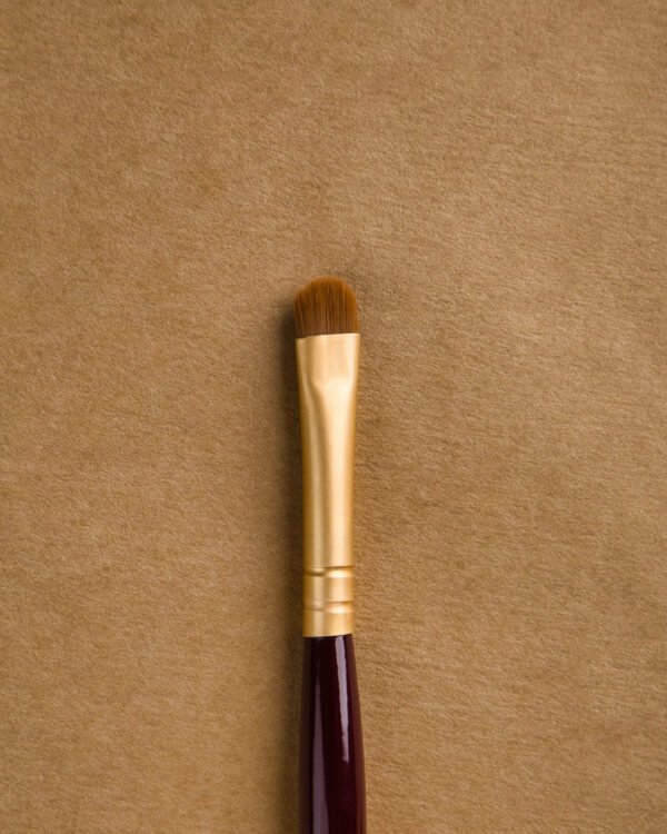 Flat Eyeshadow Brush